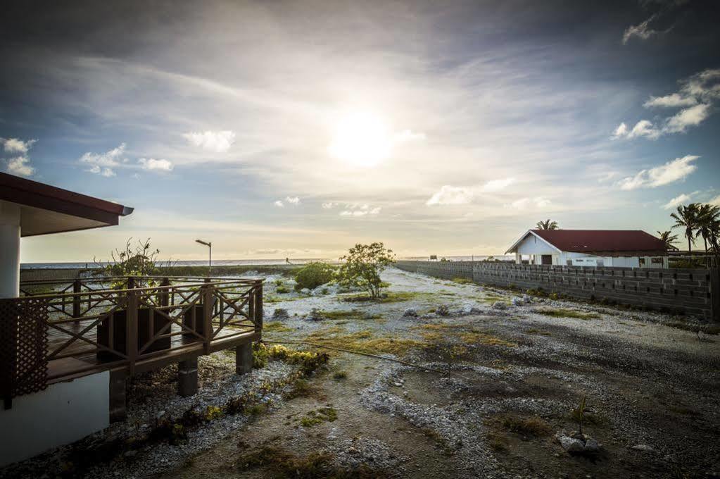 Va'A I Te Moana Villa Avatoru Exteriör bild